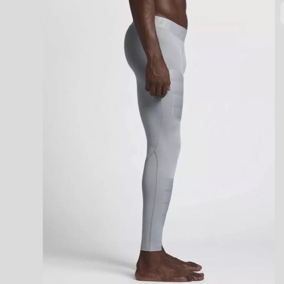 Nike Pro Hyperwarm Aeroloft Training Tights Sz S - Picture 2 of 10